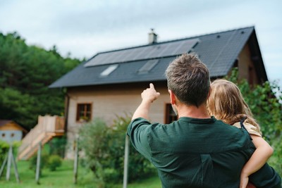 Je fotovoltaická elektrárna skutečně investicí do soběstačnější budoucnosti?